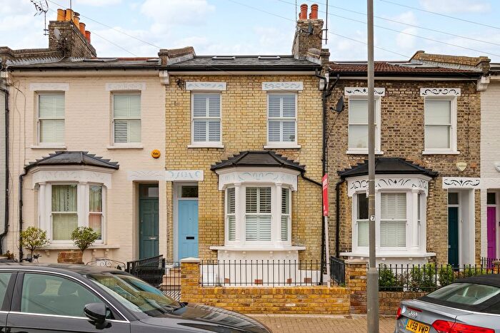 4 Bedroom Terraced House To Rent In Fullerton Road, Wandsworth, SW18