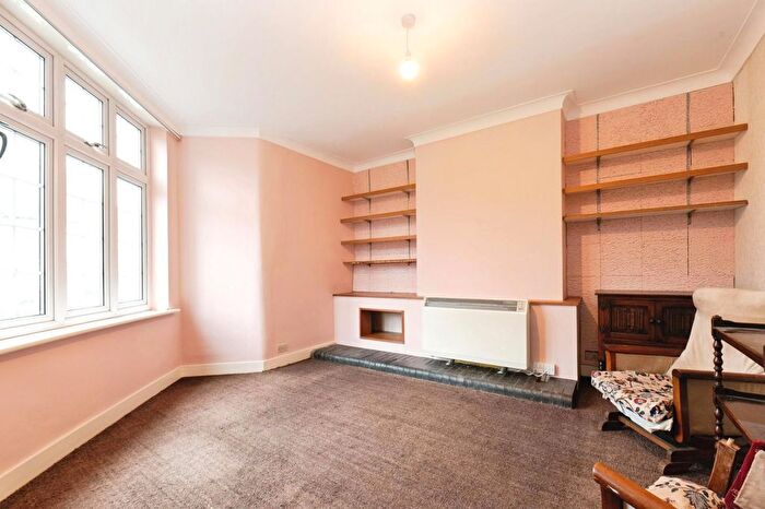 3 Bedroom Terraced House For Sale In Greenhill, Sutton, SM1