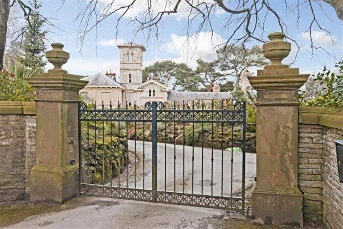 2 Bedroom Mews To Rent In Woodbrook Road, Alderley Edge, SK9