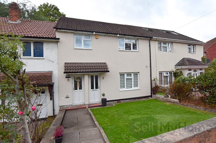 3 Bedroom Terraced House For Sale In Hollybank Road, Birmingham, West Midlands, B13