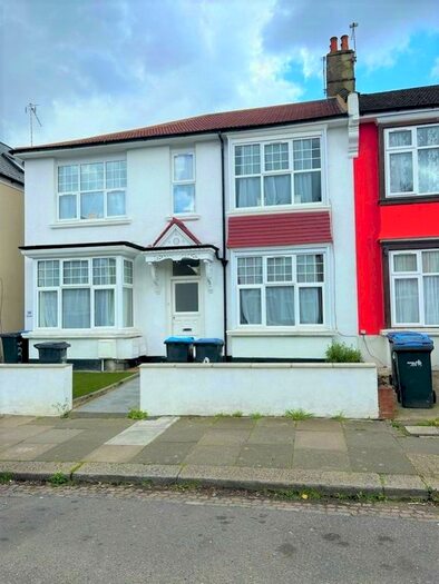2 Bedroom Terraced House To Rent In Sidney Avenue, London, N13