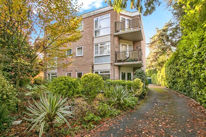 2 Bedroom Flat For Sale In Surrey Road, Poole, Dorset, BH12
