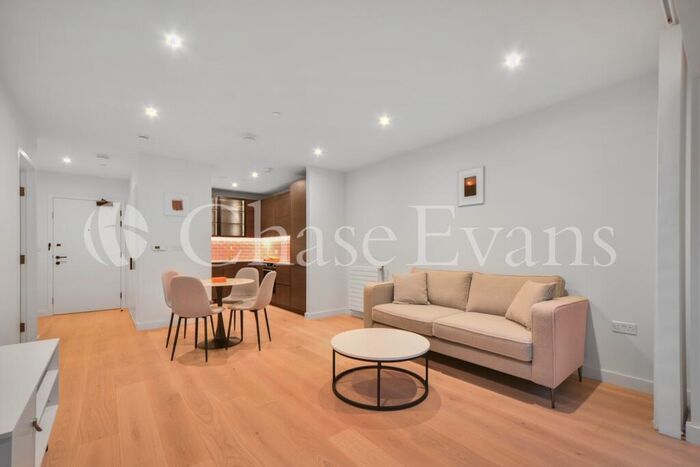 1 Bedroom Apartment To Rent In The Leslie, Royal Crest Avenue, Royal Wharf, E16