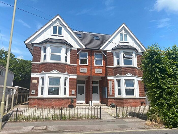 1 Bedroom Flat To Rent In Leigh Road, Eastleigh, Hampshire, SO50