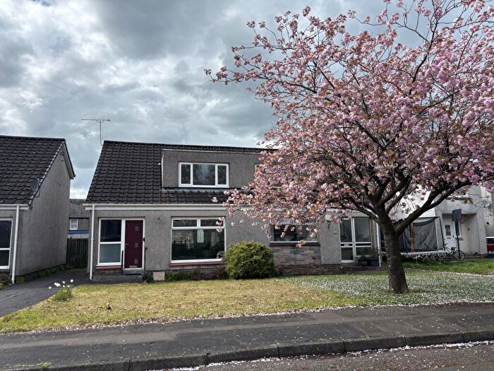 3 Bedroom House To Rent In Hillview Drive, Bridge Of Allan, FK9