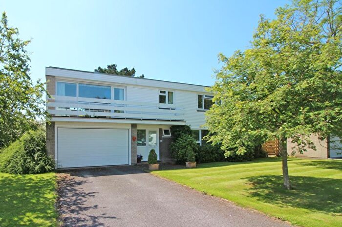 3 Bedroom Detached House To Rent In Harewood Green, Keyhaven, Lymington, Hampshire, SO41