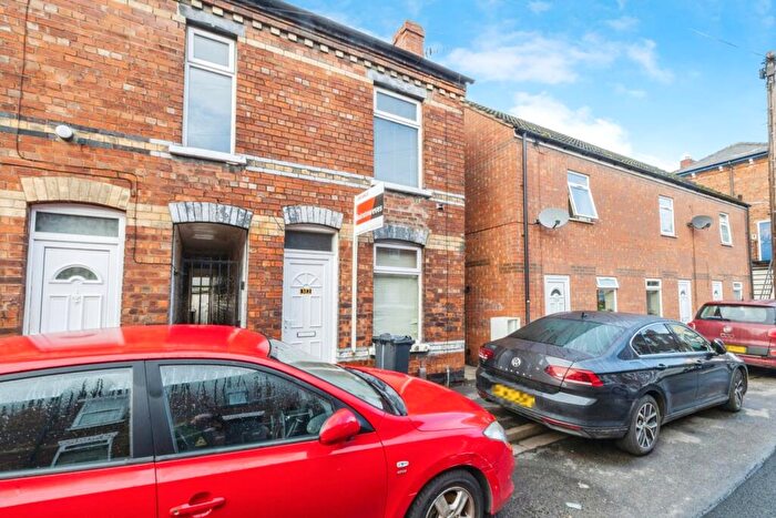3 Bedroom End Of Terrace House For Sale In St. Andrews Street, Lincoln, Lincolnshire, LN5