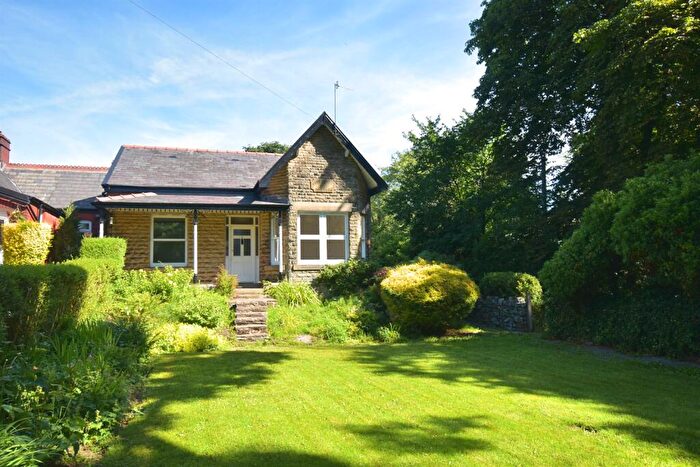 3 Bedroom Detached Bungalow For Sale In Diglee Road, Furness Vale, High Peak, SK23