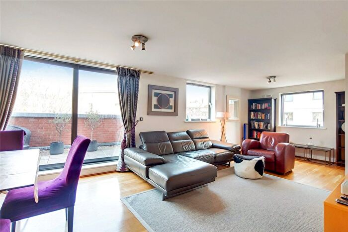3 Bedroom Flat To Rent In Montaigne Close, Westminster, SW1P