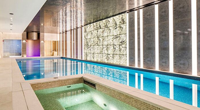 2 Bedroom Flat To Rent In Dorset House, London, WC1X