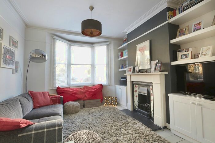 2 Bedroom Semi-Detached House To Rent In Arthur Street, Hove, BN3