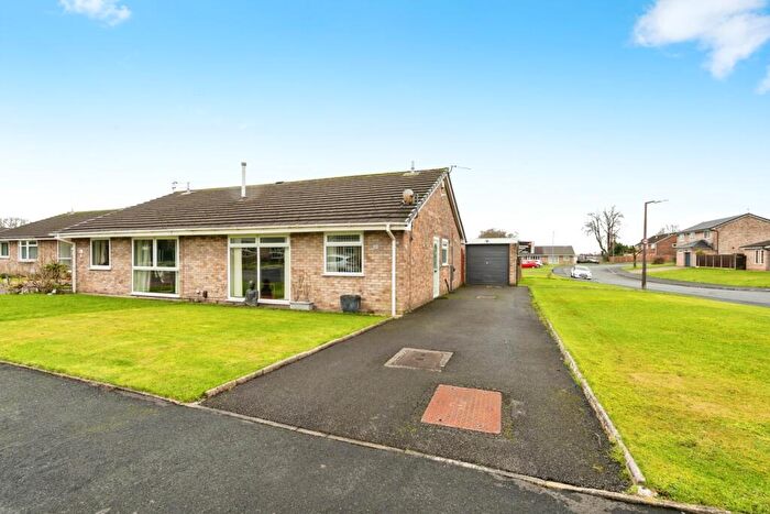 2 Bedroom Bungalow For Sale In Bradshaw Meadows, Bolton, Greater Manchester, BL2