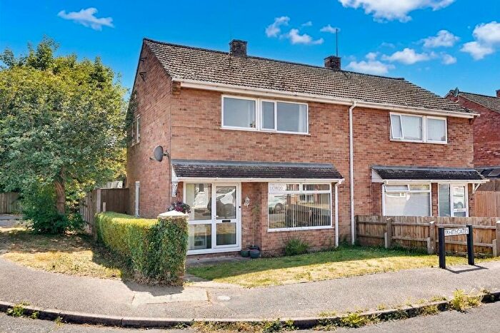 3 Bedroom Semi-Detached House For Sale In Whitegates, Newmarket, CB8