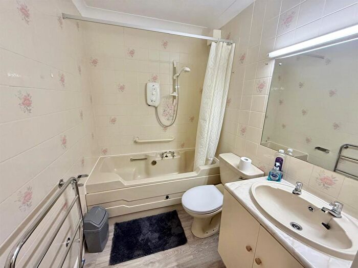 1 Bedroom Flat For Sale In Millers Court, Hope Street West, Macclesfield, SK10