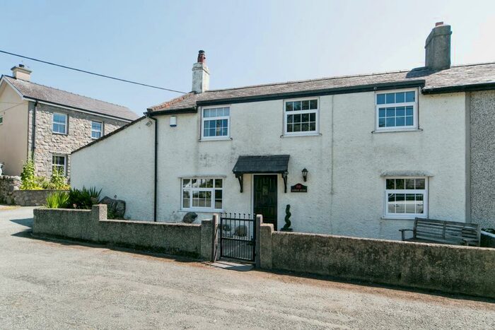 3 Bedroom Semi-Detached House For Sale In Abergwyngregyn, Llanfairfechan, Gwynedd, LL33