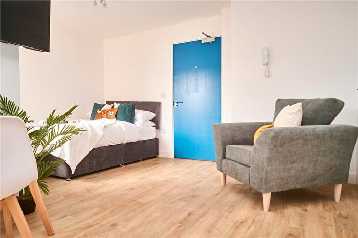 Studio To Rent In West Street, Bedminster, Bristol, BS3