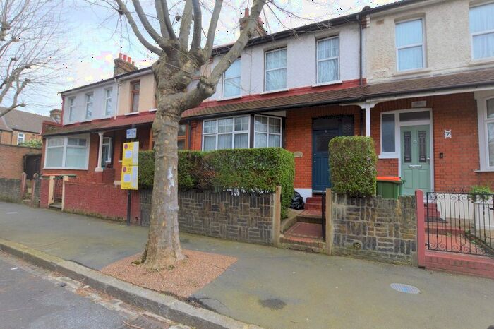 3 Bedroom Property To Rent In Gardner Road, London, E13