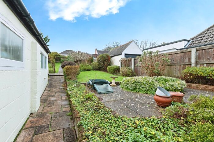 2 Bedroom Detached Bungalow For Sale In Dowlands Road, Bournemouth, BH10