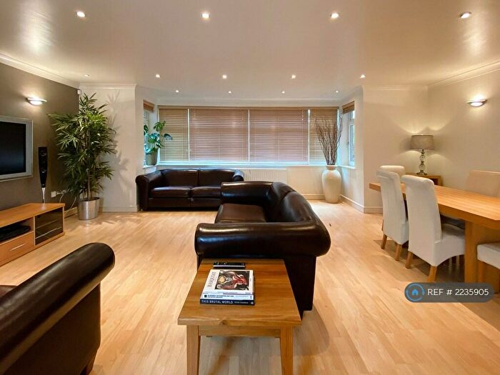 2 Bedroom Flat To Rent In Maycroft House, Mossley Hill, Liverpool, L18