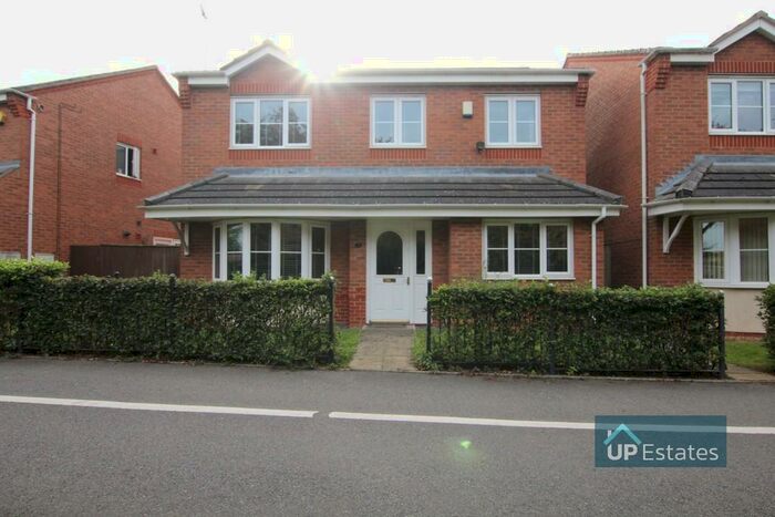4 Bedroom Detached House To Rent In Lupin Walk, Nuneaton, CV10