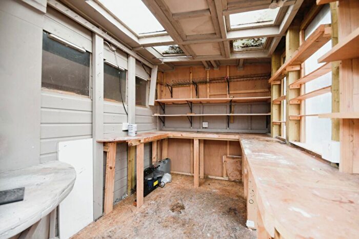 2 Bedroom Terraced House For Sale In Chatsworth Road, Chesterfield, Derbyshire, S40