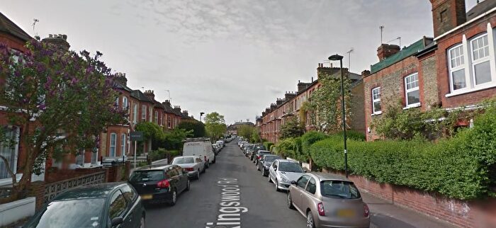 4 Bedroom Terraced House To Rent In Thornbury Road, Kingswood Road, Brixton Hill, Brockwell, London, SW2