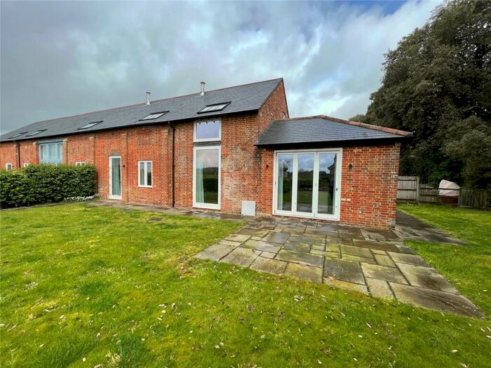 3 Bedroom Barn Conversion To Rent In Old Salisbury Lane, Romsey, Hampshire, SO51