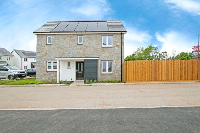 3 Bedroom Detached House For Sale In Kellan Close, Camborne, Cornwall, TR14