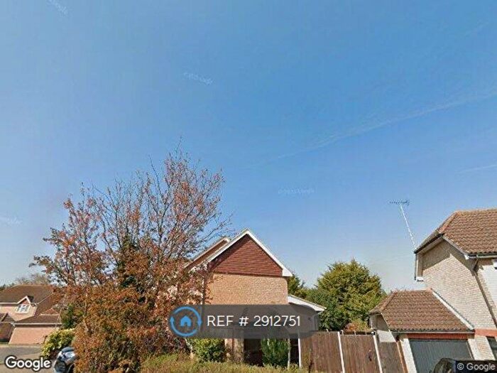 4 Bedroom Detached House To Rent In Springshaw Road, Orpington, BR5