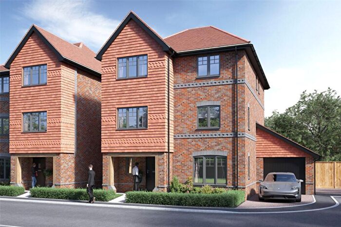4 Bedroom Detached House For Sale In Hackney Way, Mortimer Common, Reading, Berkshire, RG7