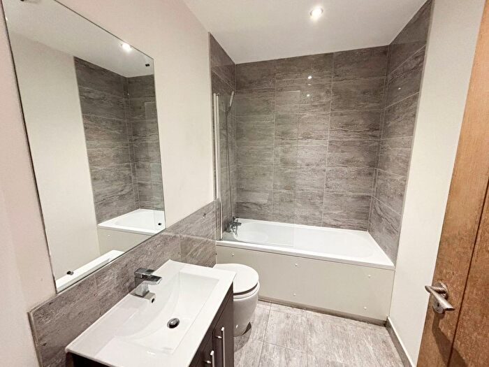 1 Bedroom Flat To Rent In Threadneedle House, Alcester Street, Redditch, B98