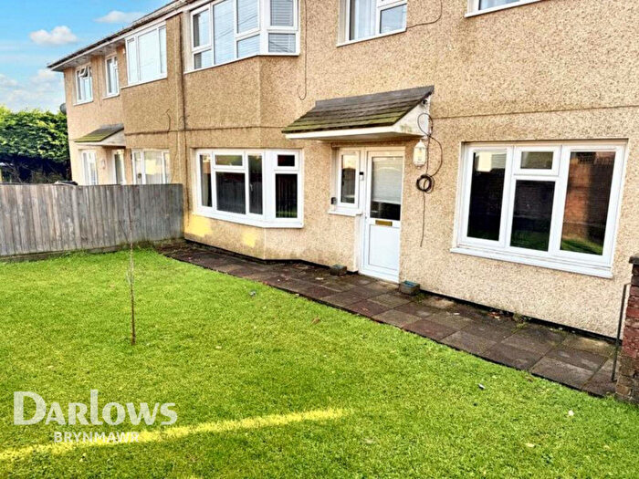 2 Bedroom Maisonette For Sale In Twyncynghordy Place, Brynmawr, NP23