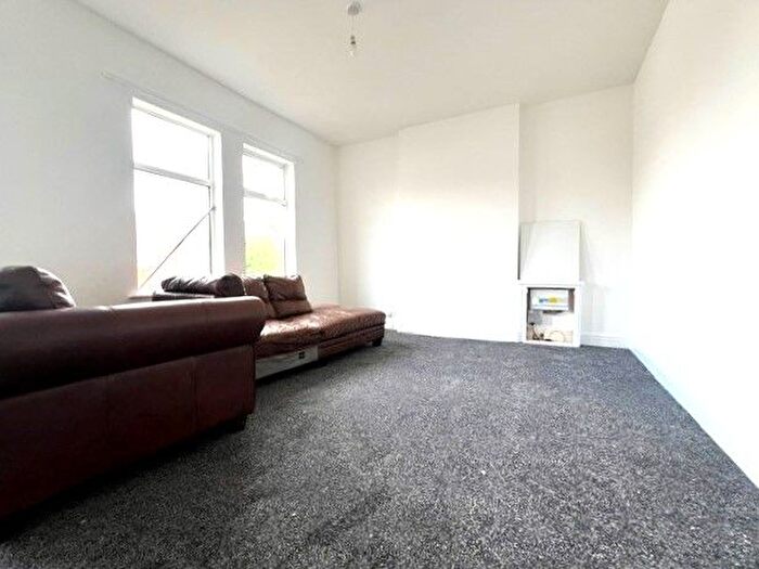 2 Bedroom Flat To Rent In Wigston Lane, Aylestone, Leicester, LE2