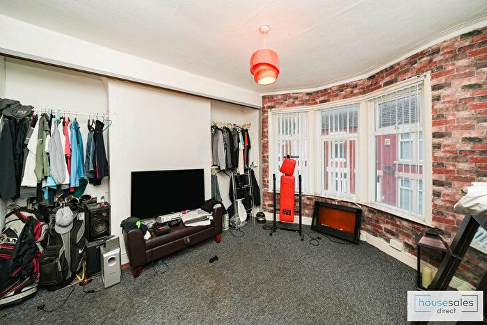 3 Bedroom Terraced House For Sale In Colwyn Street, Birkenhead, CH41