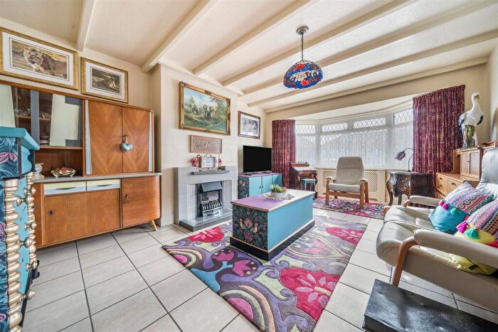 2 Bedroom Detached Bungalow For Sale In Reculver Avenue, Birchington, CT7