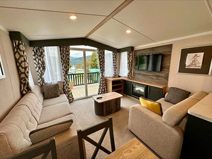 2 Bedroom Park Home For Sale In St. Catherines Caravan Park, PA25