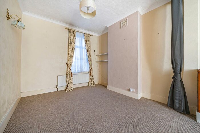 3 Bedroom Terraced House For Sale In Laleham Road, London, SE6