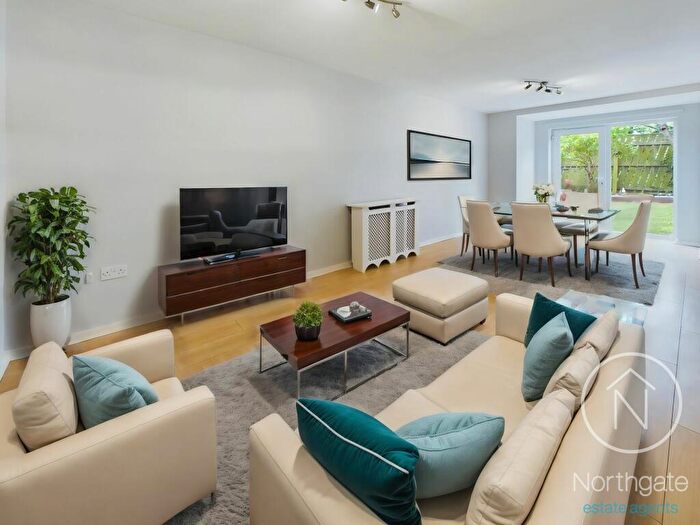 2 Bedroom Apartment For Sale In The Gatehouse, Darlington, DL1