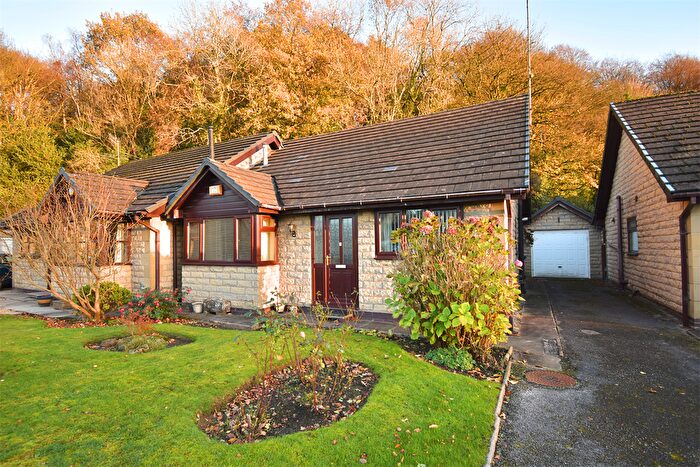 2 Bedroom Semi-detached Bungalow For Sale In Woodbrook, Whaley Bridge, High Peak, SK23