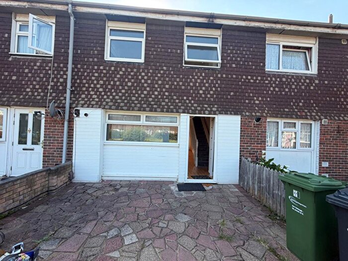 2 Bedroom Terraced House To Rent In Claridge Road, Dagenham, RM8