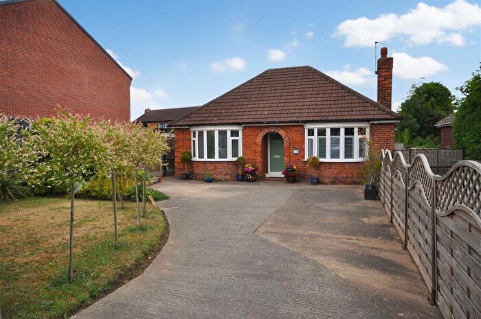 2 Bedroom Detached Bungalow For Sale In Ellison Street, Thorne, DN8