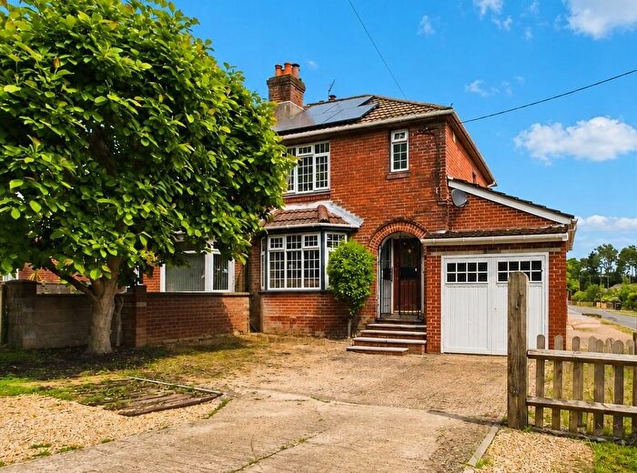 2 Bedroom Semi-Detached House For Sale In Upper Northam Drive, Hedge End, Southampton, SO30