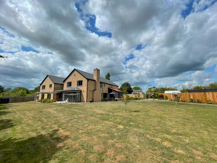 6 Bedroom Detached House For Sale In Pond View Barway Road, Barway, Ely, CB7