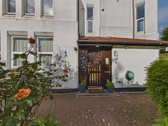 1 Bedroom Flat For Sale In Summerfield Court, Worcester Road, Malvern, WR14