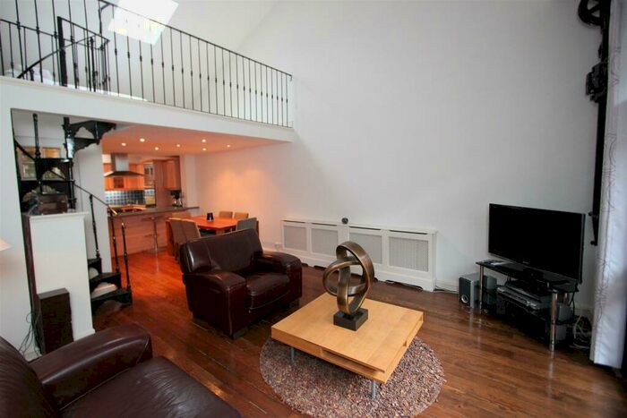 2 Bedroom Apartment To Rent In Breezers Court, Wapping, London, E1W