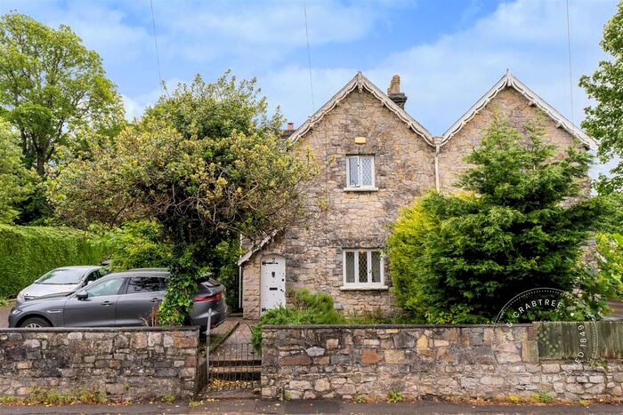 3 Bedroom Semi-Detached House To Rent In Cardiff Road, St. Fagans, Cardiff, CF5