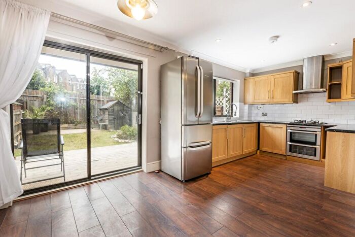 4 Bedroom House To Rent In Castle Road, London, NW1