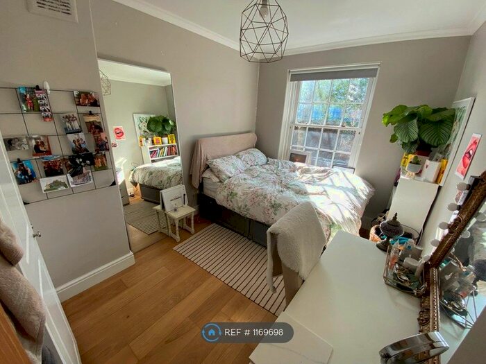 4 Bedroom Flat To Rent In Vauxhall Street, London, SE11