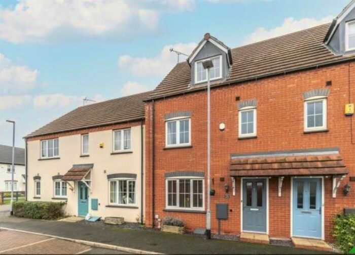 4 Bedroom Town House To Rent In Woodhouse Gardens, Ruddington, Nottingham, NG11