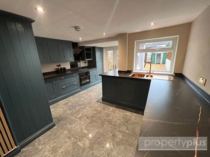 2 Bedroom Terraced House For Sale In High Street, Treorchy, Rhondda Cynon Taff, CF42